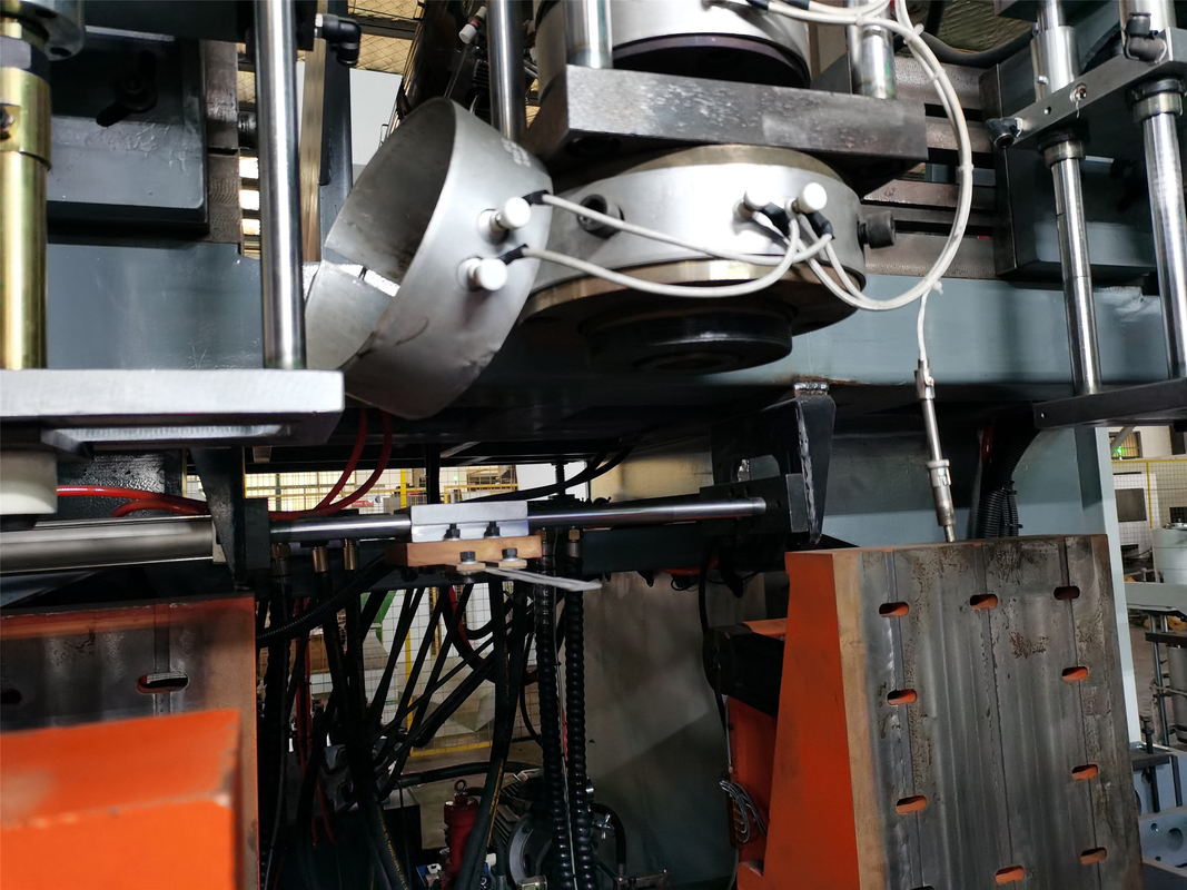 PP PE Double Station Blow Molding Machine Sports Bottle